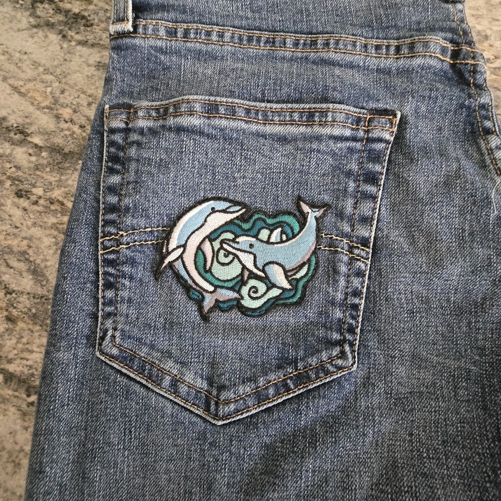 Levi's 502 Jean Shorts Size 28x9 Womens Dolphin Patch On Back Pocket. - Picture 4 of 10
